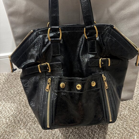 YSL Downtown Tote in patent black - Picture 1 of 16